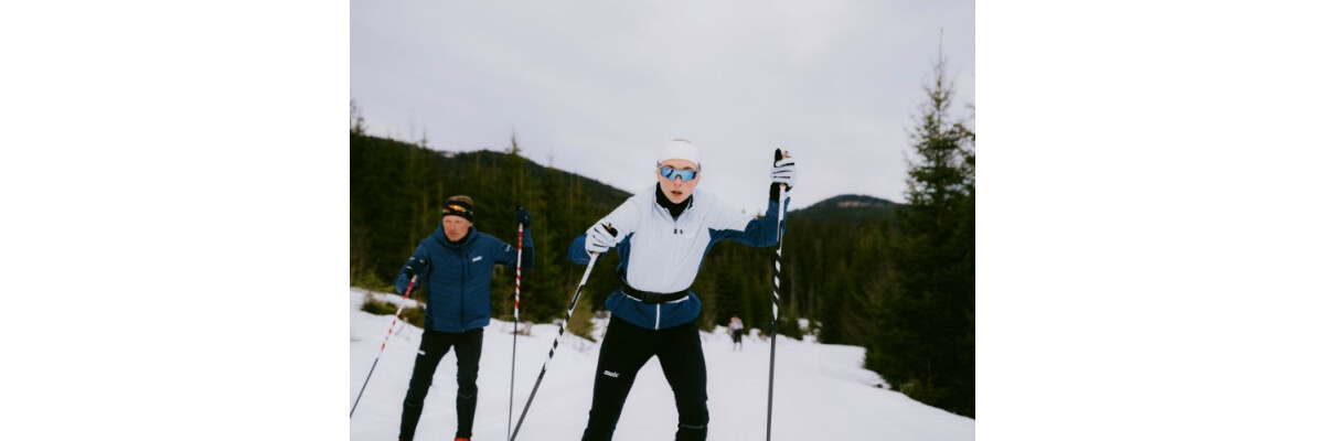 Langlaufski wachsen mit Spray: Wie Sie in Minuten mehr Gleiten, mehr Spaß und weniger Aufwand bekommen - Langlaufski wachsen mit Spray – Schnell, sauber &amp; effektiv erklärt